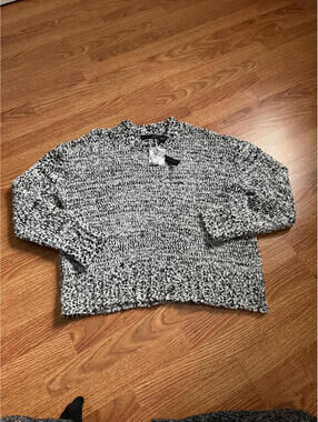 Women's Sweater | Preswick & Moore | Size L | NWT
